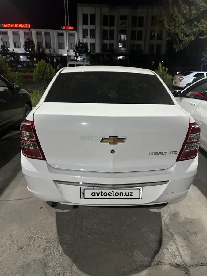 Chevrolet Cobalt 2026 — 5