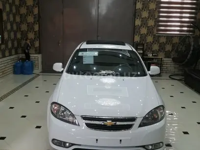 Белый Chevrolet Gentra, 3 позиция 2024 года, КПП Автомат, в Наманган за ~13 376 y.e. id5126439