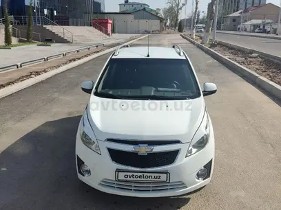 Белый Chevrolet Spark, 4 позиция 2011 года, КПП Автомат, в Ташкент за 5 850 y.e. id4911535