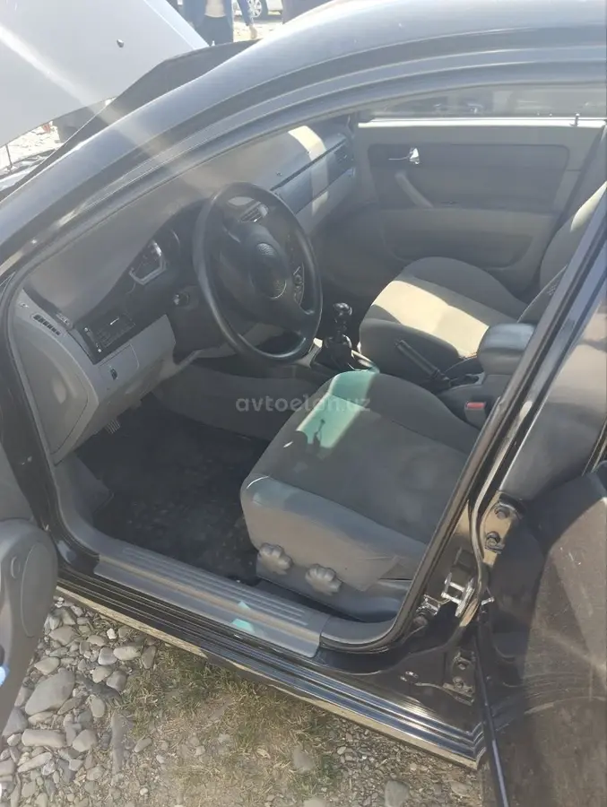 Daewoo Lacetti — 2