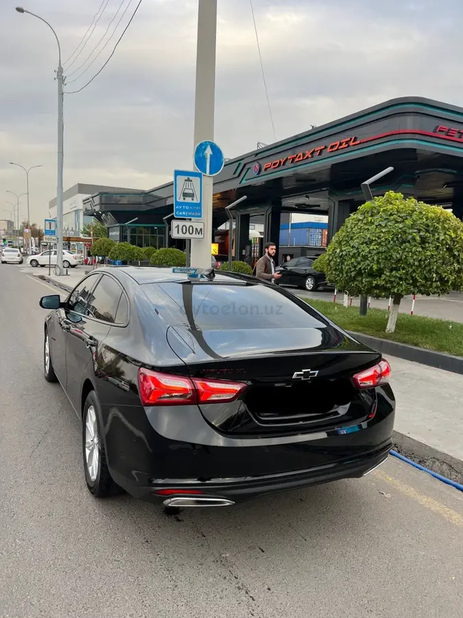 Chevrolet Malibu 2 2023 — 2