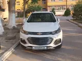 Белый Chevrolet Captiva, 1 позиция 2019 года, КПП Автомат, в Алмалык за 14 600 y.e. id5185115, Фото №1