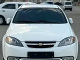 Белый Chevrolet Gentra, 3 позиция 2023 года, КПП Автомат, в Андижан за 14 500 y.e. id5201155, Фото №1