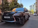 Черный Lexus LX 570 2016 года, КПП Автомат, в Ташкент за 75 000 y.e. id6762603, Фото №1