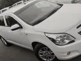 Белый Chevrolet Cobalt, 4 позиция 2021 года, КПП Автомат, в Андижан за 11 000 y.e. id5211176