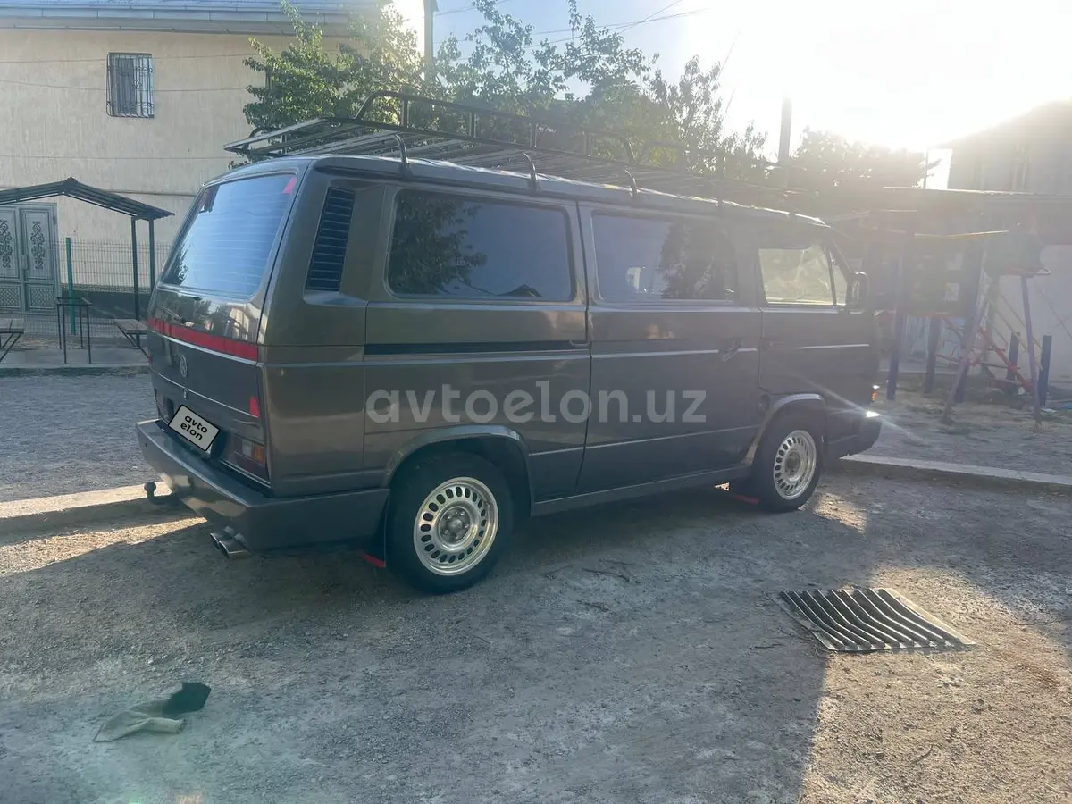 Volkswagen Transporter — 4