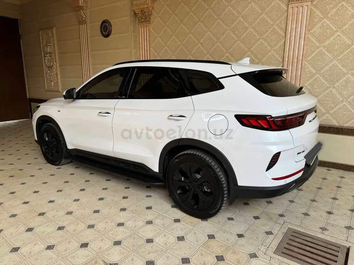 BYD Song Plus DM-i — 2