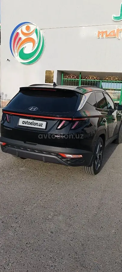 Hyundai Tucson — 2