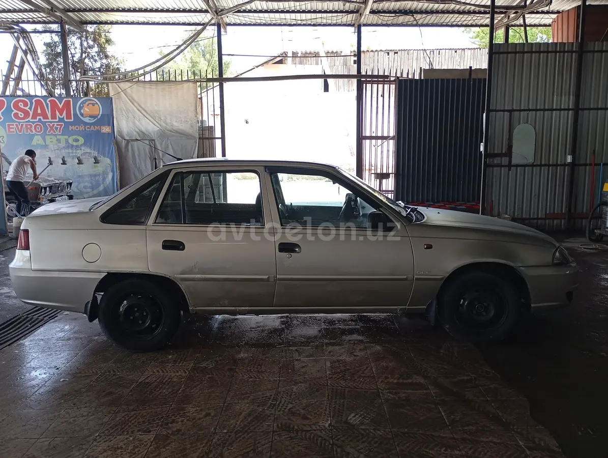 Daewoo Nexia II — 9