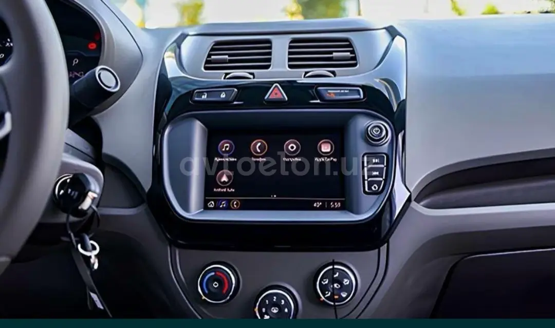 Chevrolet Cobalt 2026 — 4