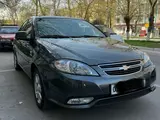 Мокрый асфальт Chevrolet Gentra, 3 позиция 2023 года, КПП Автомат, в Ташкент за 16 500 y.e. id5014033, Фото №1