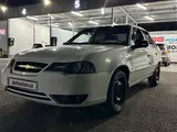 Белый Chevrolet Nexia 2, 4 позиция DOHC 2015 года, КПП Механика, в Чирчик за 5 900 y.e. id5183116, Фото №1