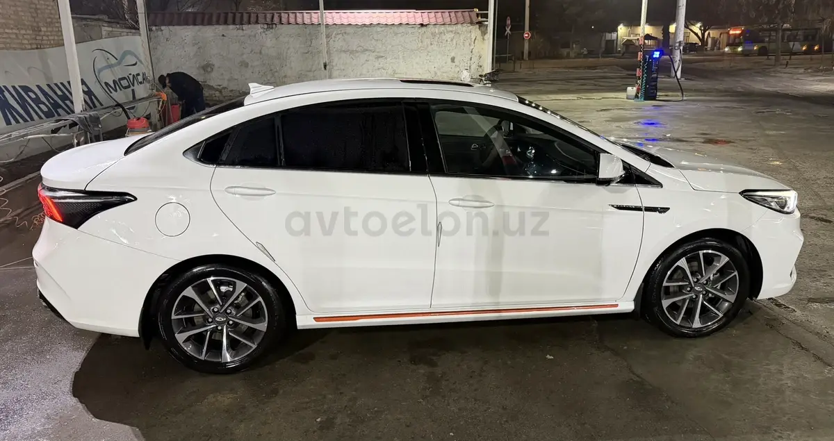 Chery Arrizo 6 Pro — 4