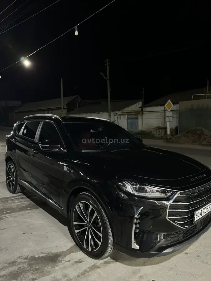 Jetour X70 Plus — 8