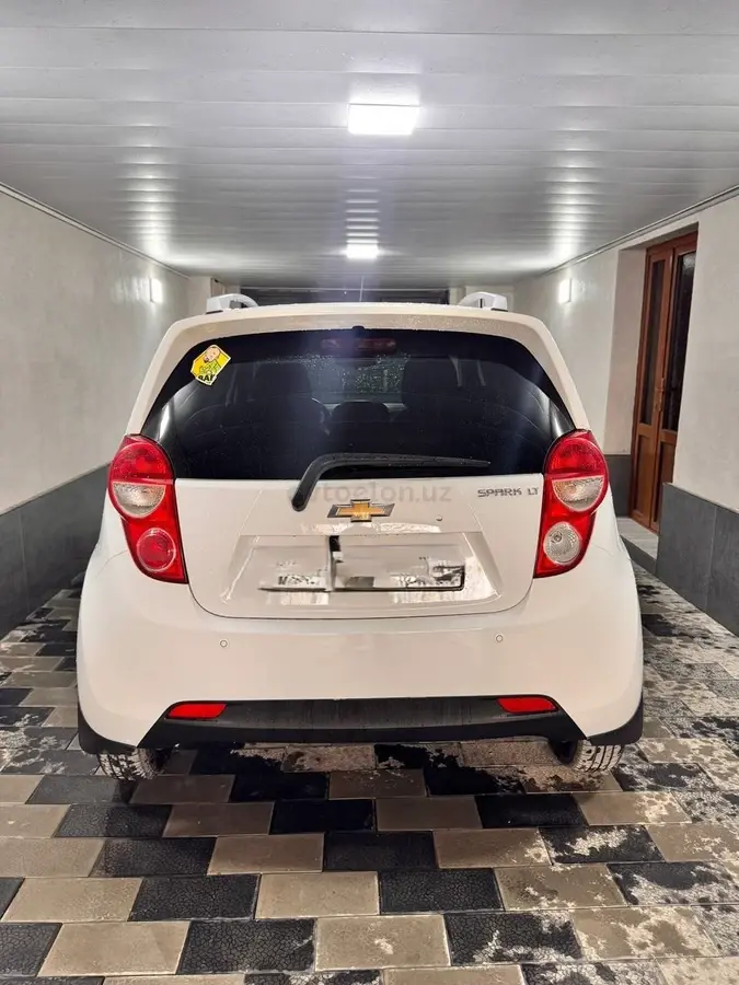 Chevrolet Spark 2022 — 4