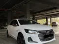 Белый Chevrolet Onix 2025 года, в Ташкент за ~18 023 y.e. id6755405