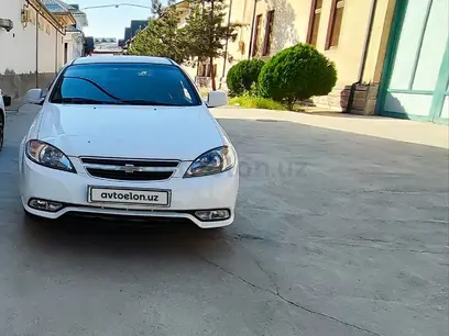 Белый Chevrolet Lacetti, 2 позиция 2023 года, КПП Механика, в Ташкент за 12 200 y.e. id5137471