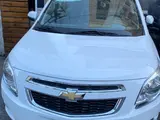 Белый Chevrolet Cobalt, 1 позиция 2024 года, КПП Механика, в Ангрен за ~9 841 y.e. id4967091, Фото №1