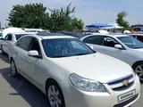 Молочный цвет Chevrolet Epica, 3 позиция 2011 года, КПП Автомат, в Ташкент за 7 200 y.e. id5214220, Фото №1