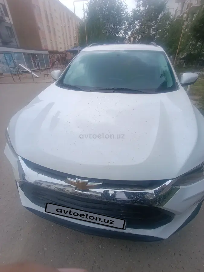 Chevrolet Tracker 2023 — 3