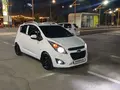 Белый Chevrolet Spark, 4 позиция 2017 года, КПП Автомат, в Ташкент за 7 200 y.e. id6602190