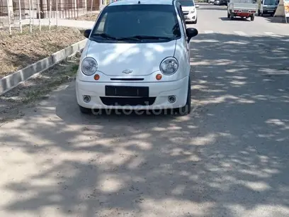 Белый Chevrolet Matiz, 3 позиция 2010 года, КПП Механика, в Ташкент за 3 000 y.e. id5123785