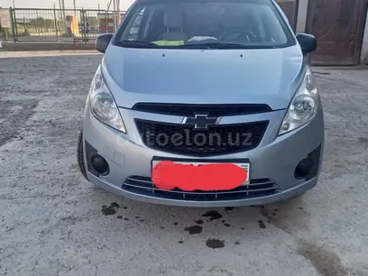 Дельфин Chevrolet Spark, 1 позиция 2014 года, КПП Механика, в Турткульский район за ~5 064 y.e. id5157167