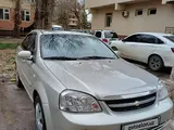 Серебристый Chevrolet Lacetti, 3 позиция 2009 года, КПП Автомат, в Ташкент за 6 500 y.e. id5024024, Фото №1