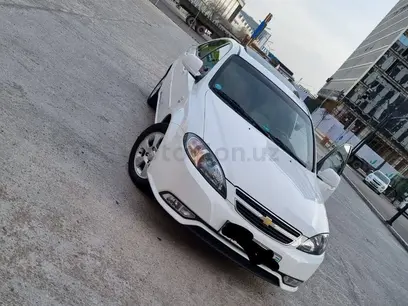 Белый Chevrolet Gentra, 3 позиция 2019 года, КПП Автомат, в Ташкент за 14 500 y.e. id3511679