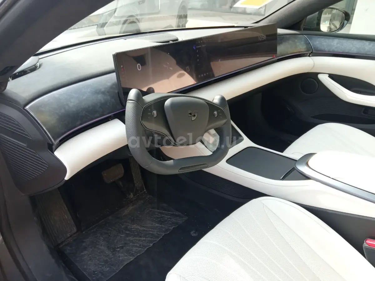 Geely Jiyue Robo 07 — 4