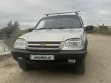 Chevrolet Niva 2008 yil, КПП Mexanika, shahar Urganch uchun ~5 006 у.е. id6675404, Fotosurat №1