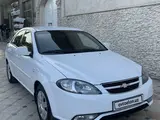 Белый Chevrolet Gentra, 1 позиция Газ-бензин 2019 года, КПП Механика, в Самарканд за 10 200 y.e. id5197523, Фото №1