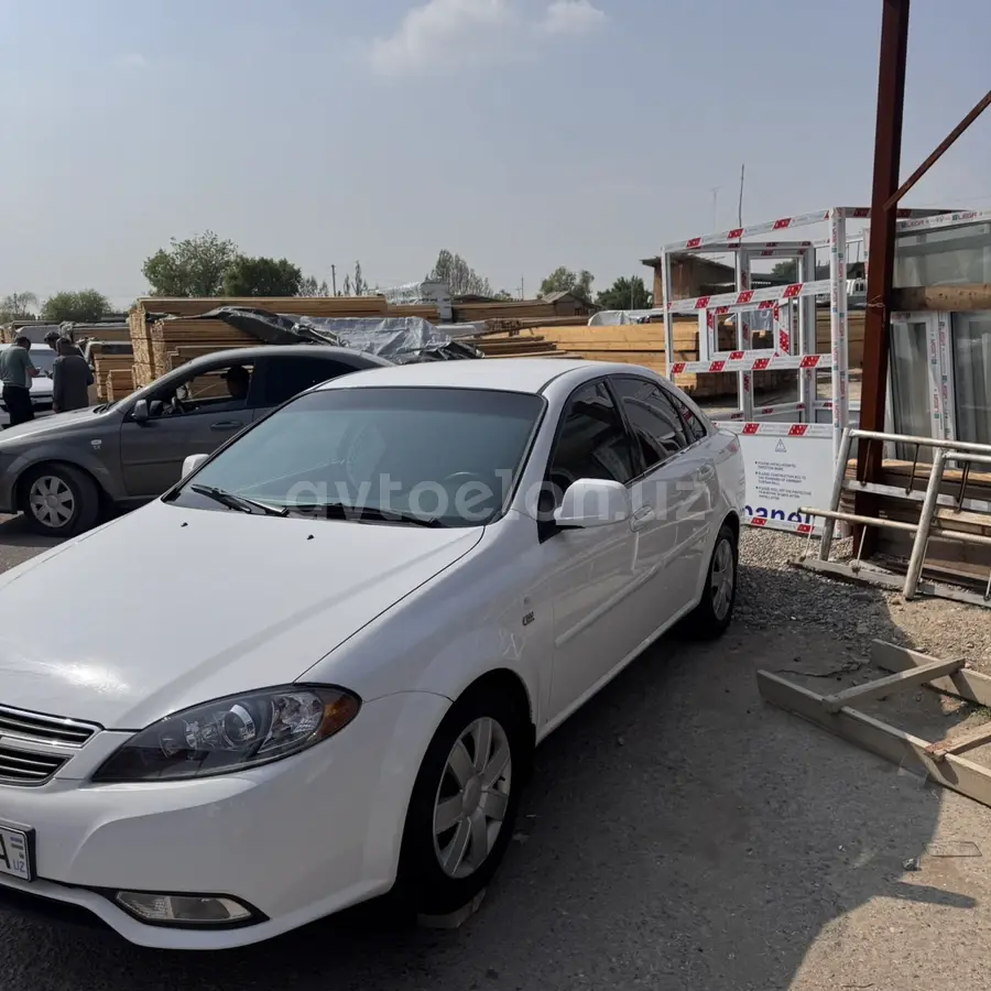 Chevrolet Gentra 2015 — 2