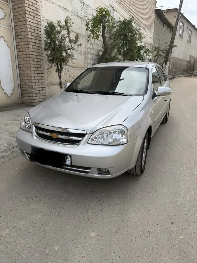 Daewoo Lacetti