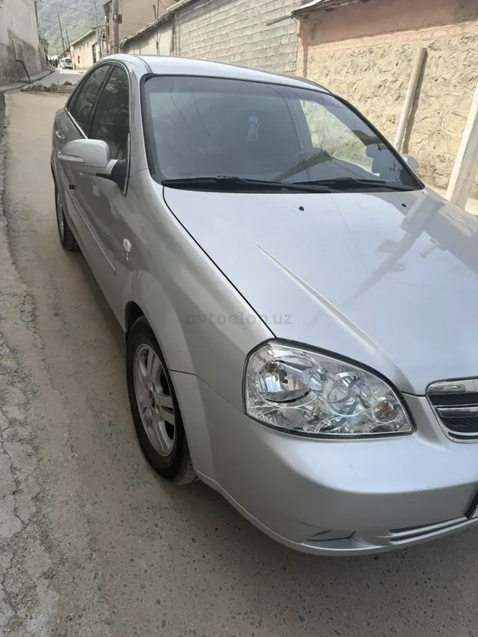 Daewoo Lacetti — 2