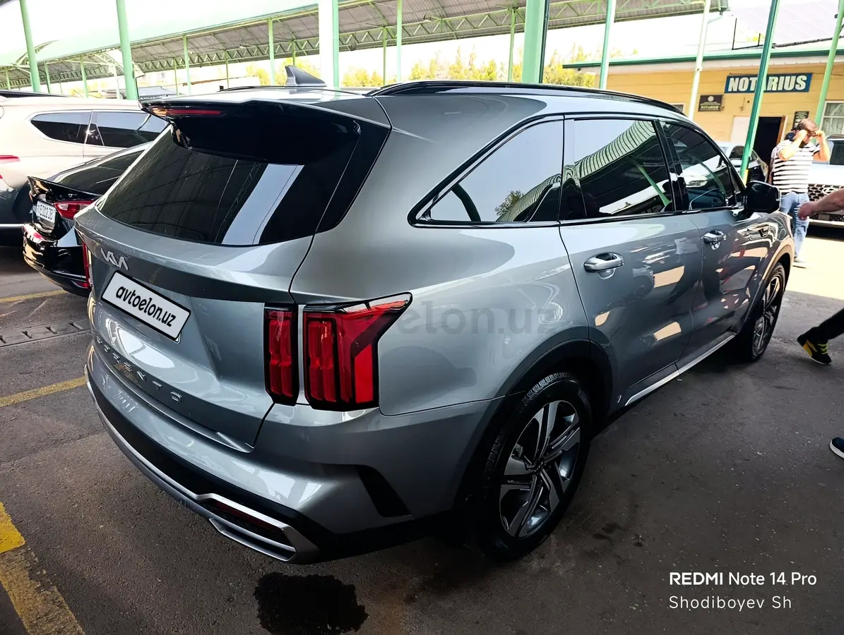Kia Sorento — 4