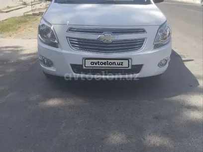 Белый Chevrolet Cobalt, 4 позиция 2019 года, КПП Автомат, в Юкарычирчикский район за 10 800 y.e. id5203309
