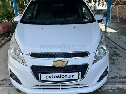 Белый Chevrolet Spark, 2 позиция 2015 года, КПП Механика, в Андижан за 6 100 y.e. id5211222