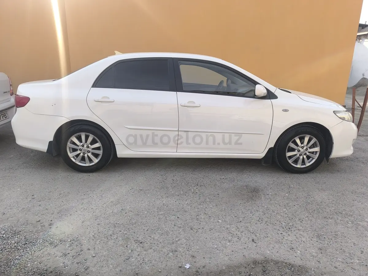 Toyota Corolla — 6