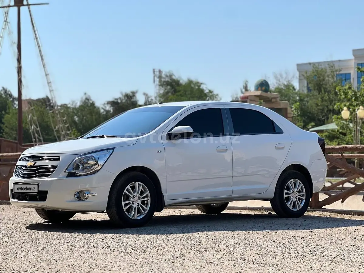 Chevrolet Cobalt 2022 — 2