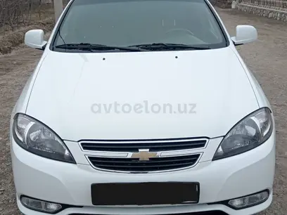 Белый Chevrolet Gentra, 3 позиция 2022 года, КПП Автомат, в Бухара за 13 300 y.e. id5198316