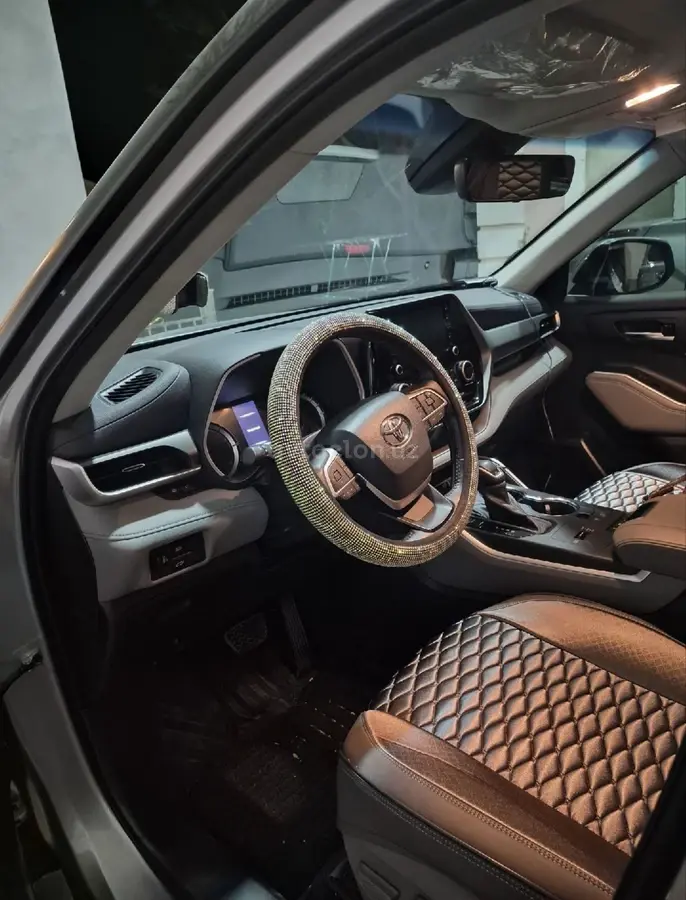 Toyota Highlander — 6