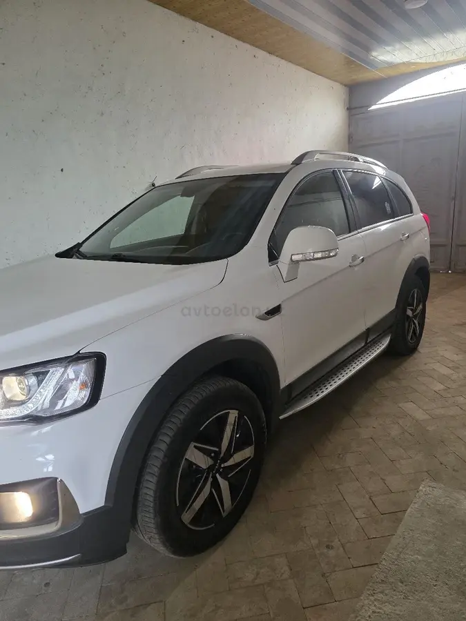 Chevrolet Captiva 2016 — 2