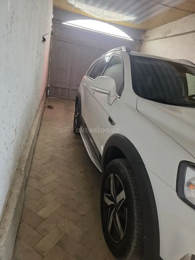 Chevrolet Captiva 2016 — 3