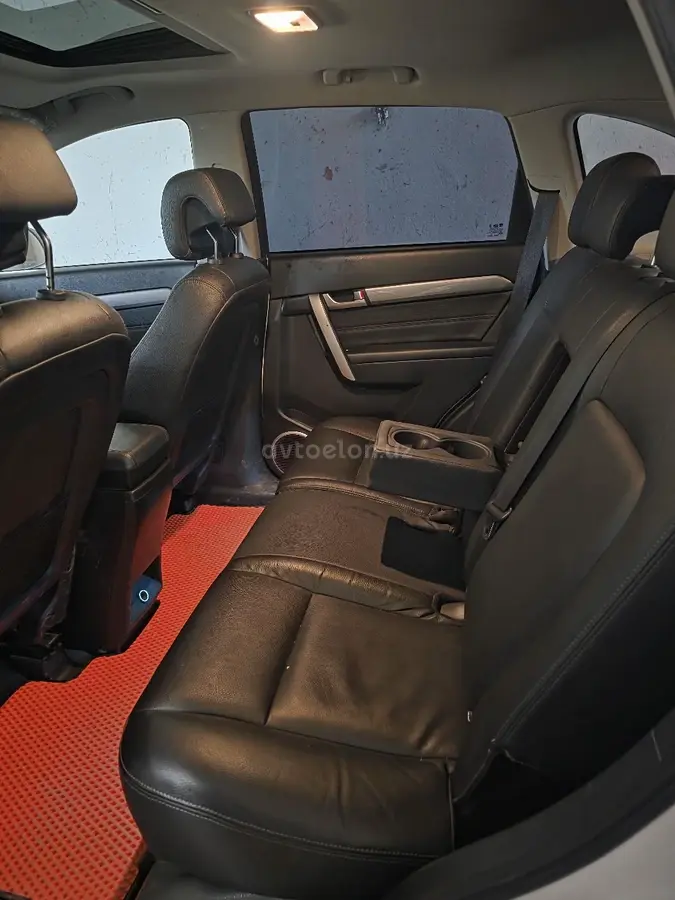 Chevrolet Captiva 2016 — 9
