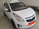 Белый Chevrolet Spark, 3 позиция 2015 года, КПП Механика, в Бухара за 6 000 y.e. id6447745, Фото №1