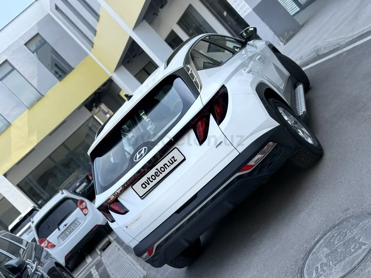 Hyundai Tucson — 4