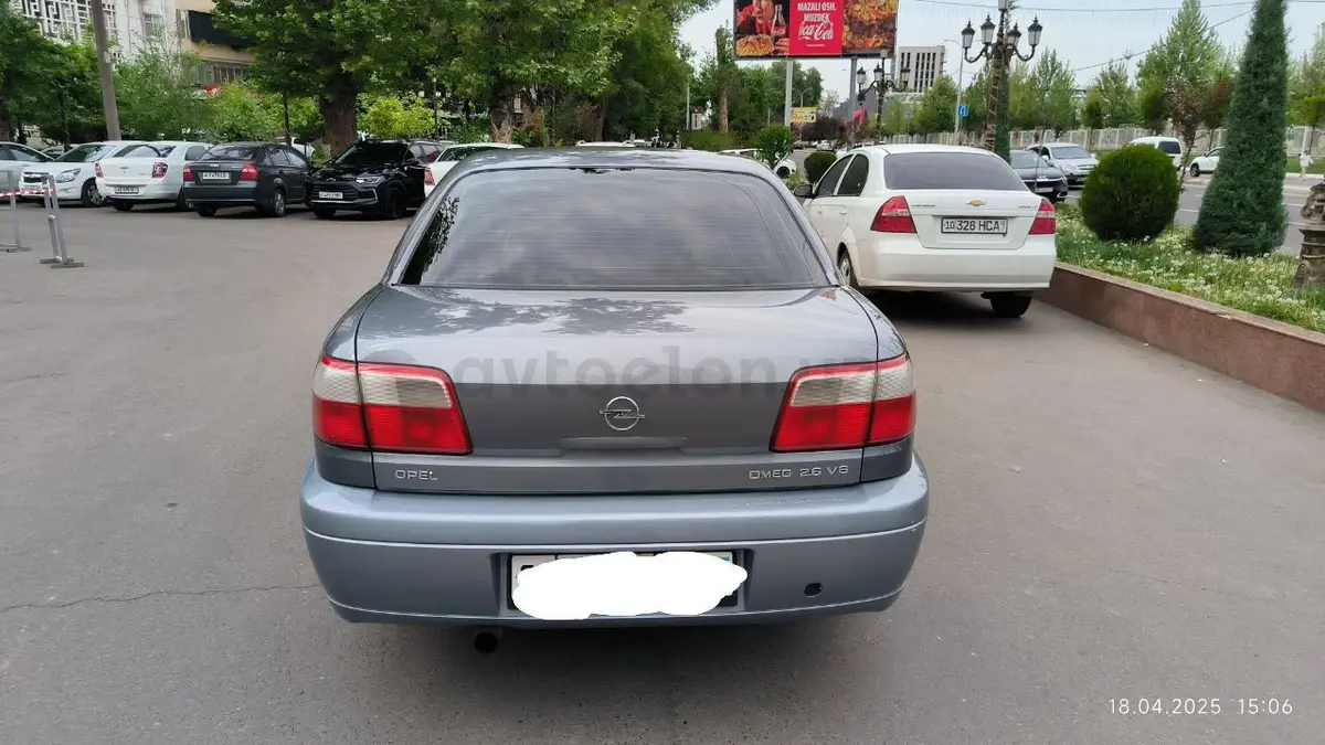 Opel Omega 2003 — 3