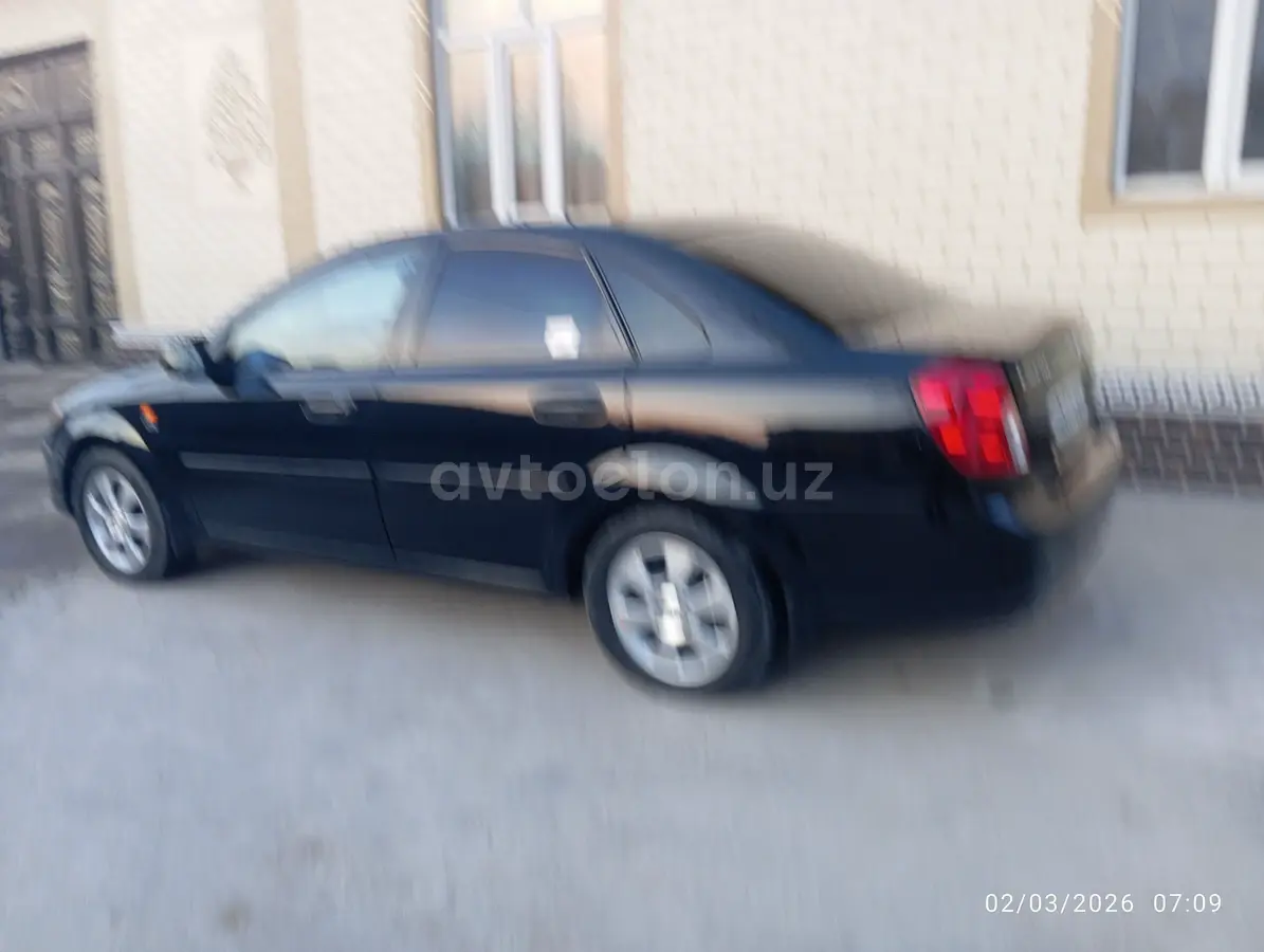 Daewoo Lacetti — 3