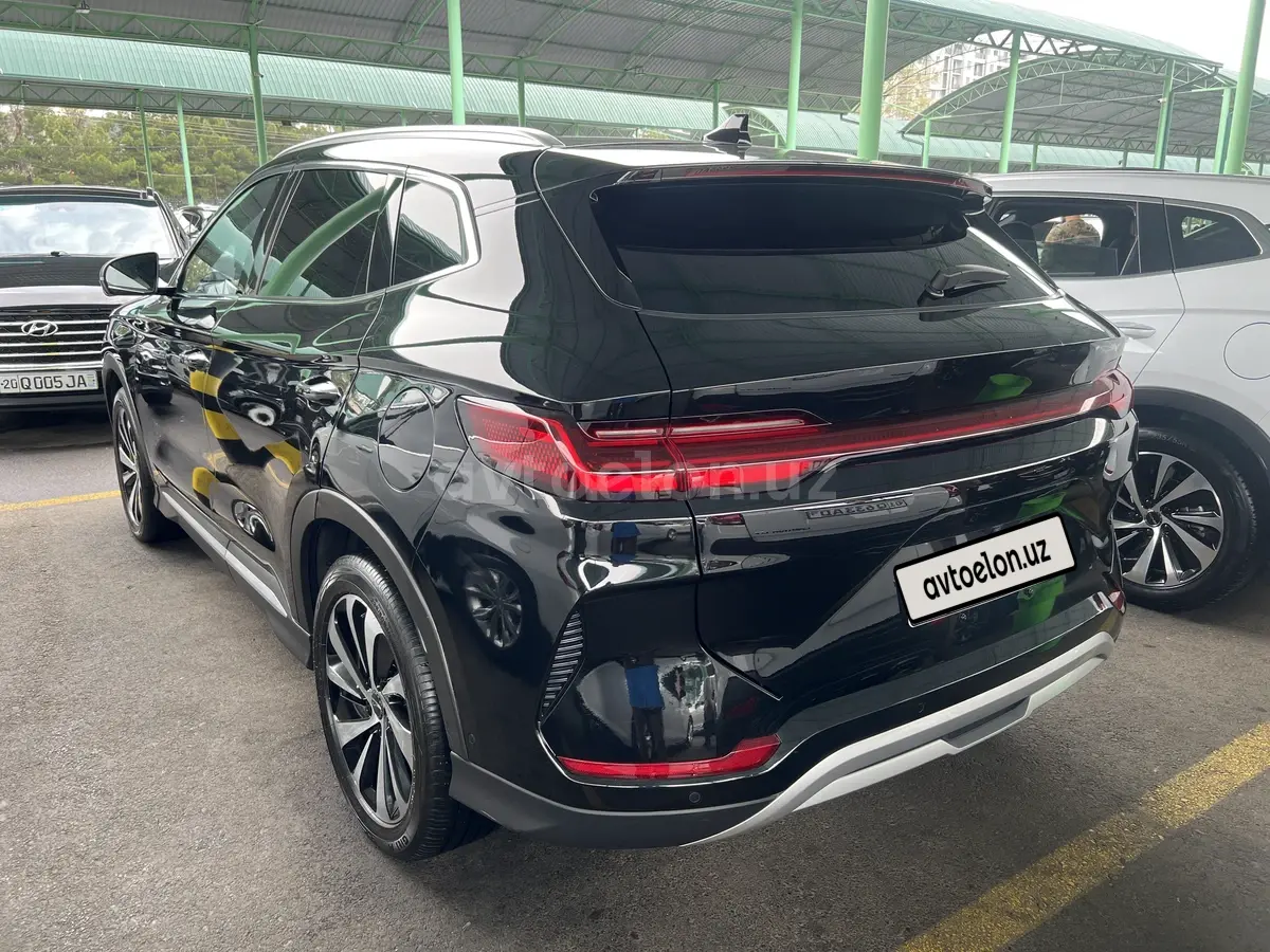 BYD Song Plus DM-i Champion — 2